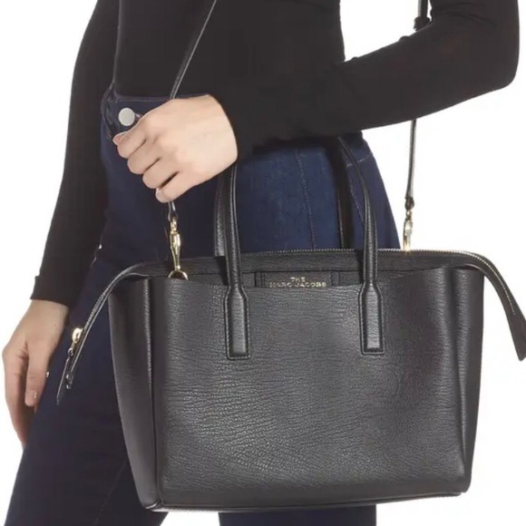 Marc Jacobs Handbag - Picture 4 of 8